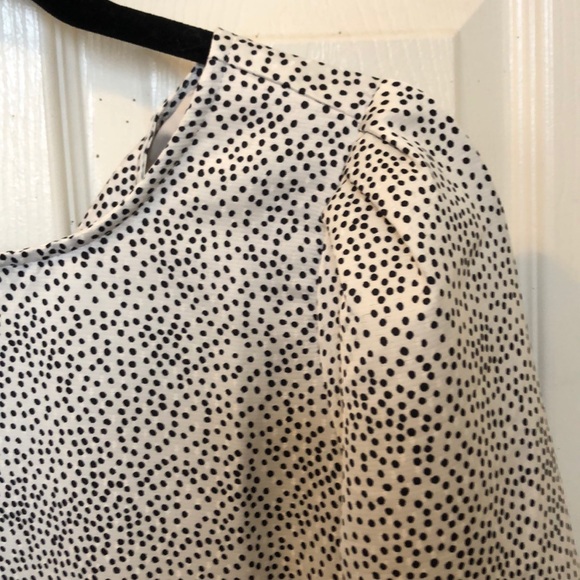 Women’s Loft blouse - Picture 2 of 5